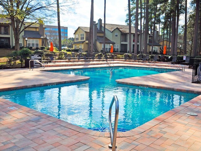 Building Photo - The Lory of Perimeter