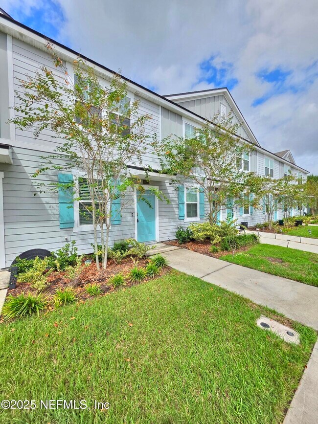 Foto del edificio - 8377 Retrograde Rd