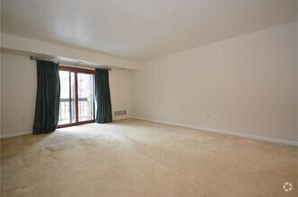 Building Photo - 1500 Cochran Rd
