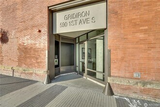 Building Photo - 590 1st Ave S