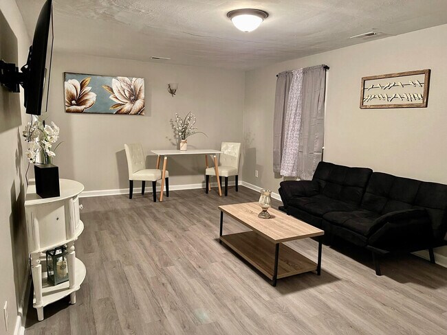 Foto del edificio - 1900 North Street - 2 furnished
