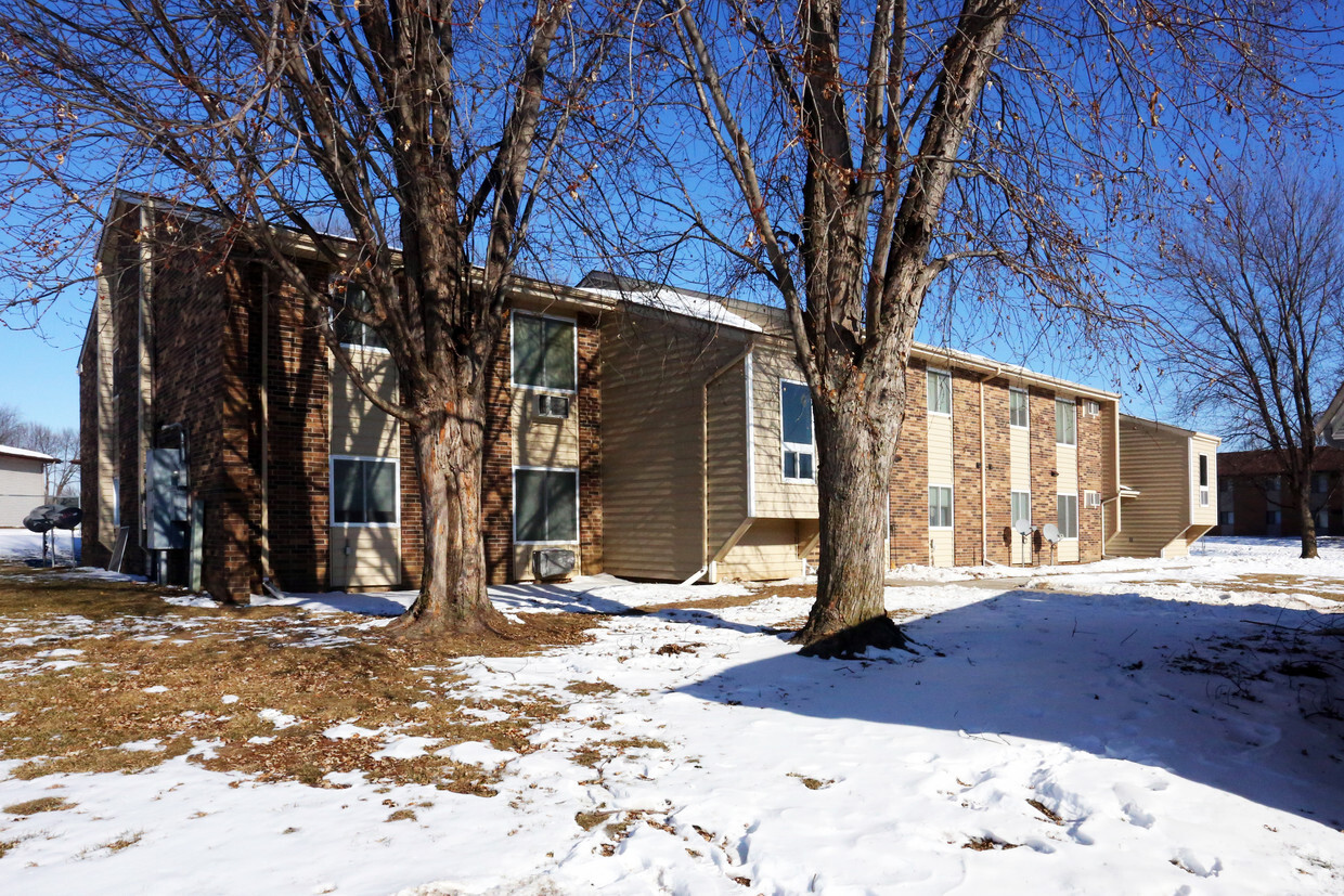 Building Photo - Carlisle Park II Apartments