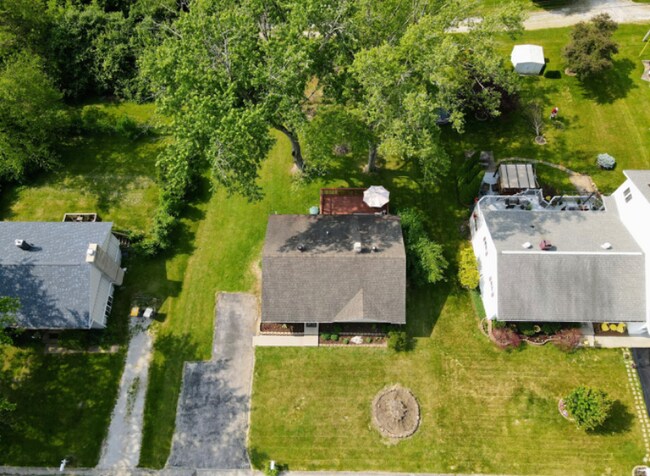 Foto del edificio - 911 W Briarcliff Dr