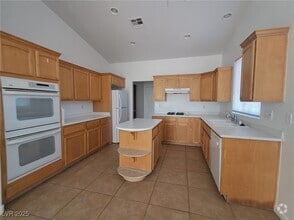Building Photo - 2642 Sunday Grace Dr
