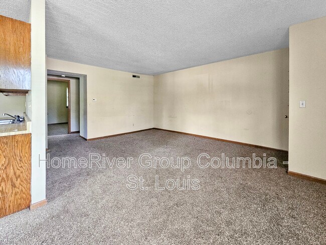 Foto del edificio - 4400 Mesa Dr