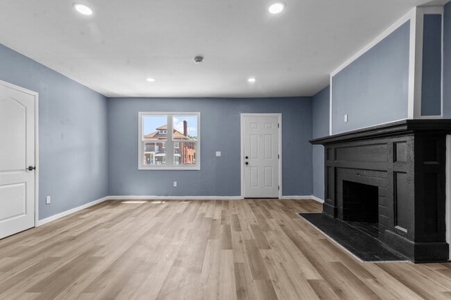 Building Photo - 2648 Tuxedo St