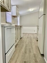 Building Photo - 870 Tower Rd SE