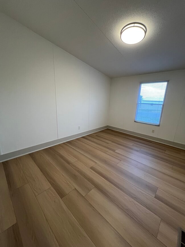 Foto del edificio - 1609 Walden Rd