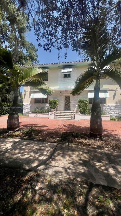 Primary Photo - 809 Ferdinand St