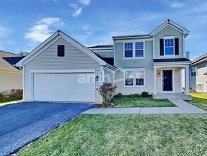 Building Photo - 2123 Red Oak Dr