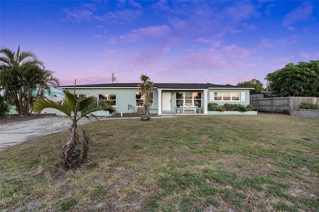 Building Photo - 601 Sea Gull Dr