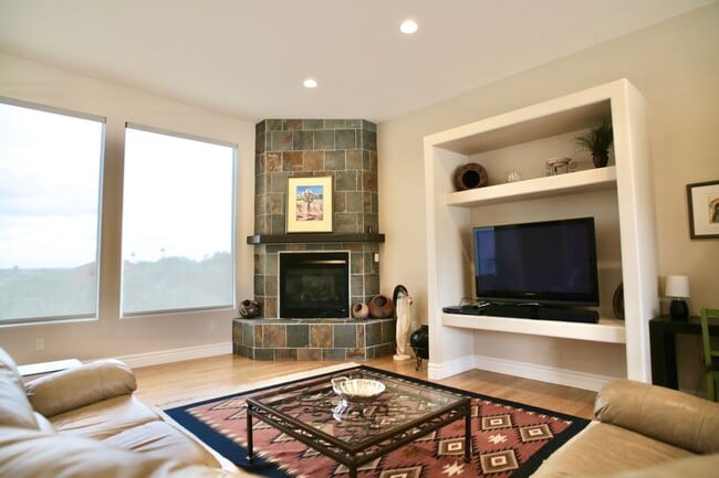 Building Photo - Mountain and City Views from this Furnished Rental!