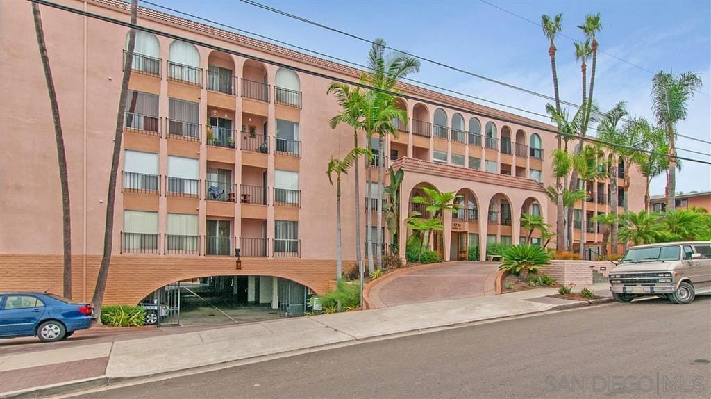 4730 Noyes St Unit 413, San Diego, CA 92109 Room for Rent in San Diego, CA