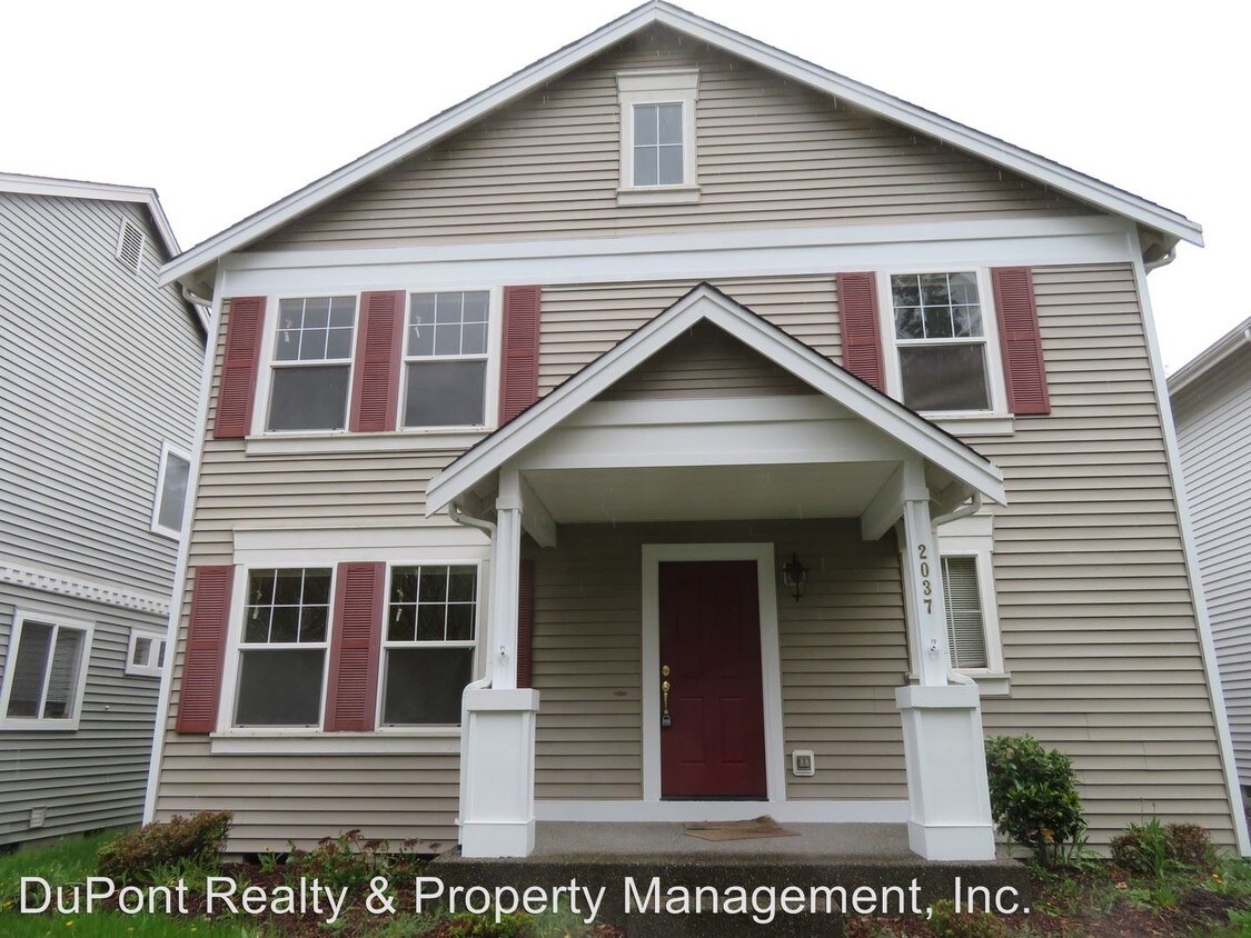 Foto principal - 3 br, 2.5 bath House - 2037 McDonald Avenue
