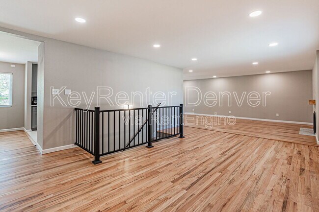Foto del edificio - 3730 W Saratoga Ave