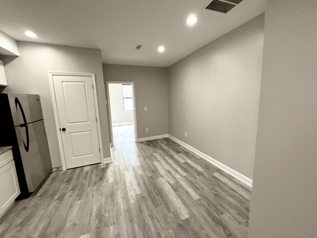 Photo - 200 E 22nd St Apartment