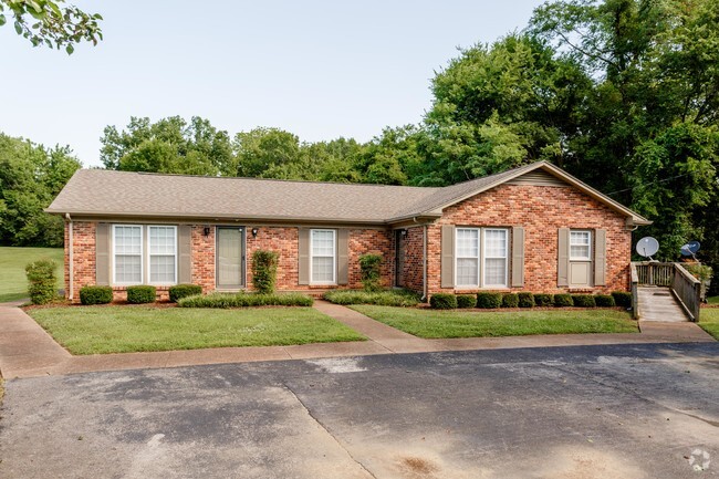 Building Photo - Jamestown Townhomes