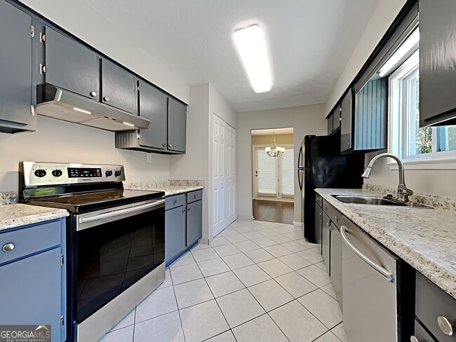 Foto del edificio - 947 Shiloh Ridge Run NW