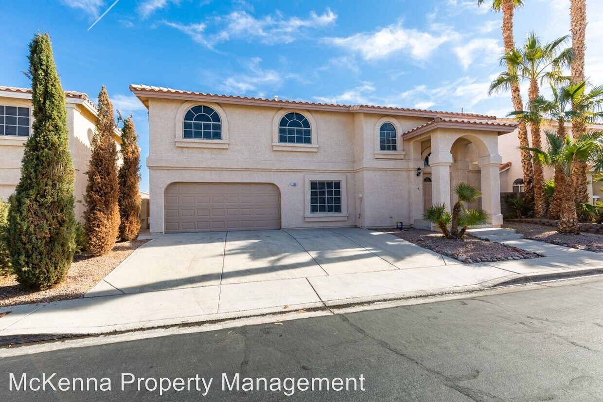 Foto principal - 5 br, 2.5 bath House - 264 Finestra Dr