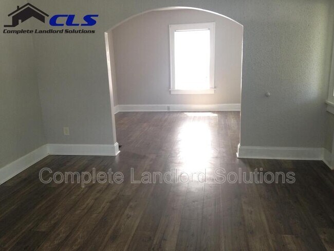 Foto del edificio - 1212 S 25th St