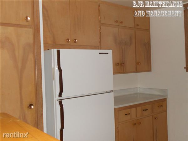 Building Photo - 1013 1/2 N 3rd St