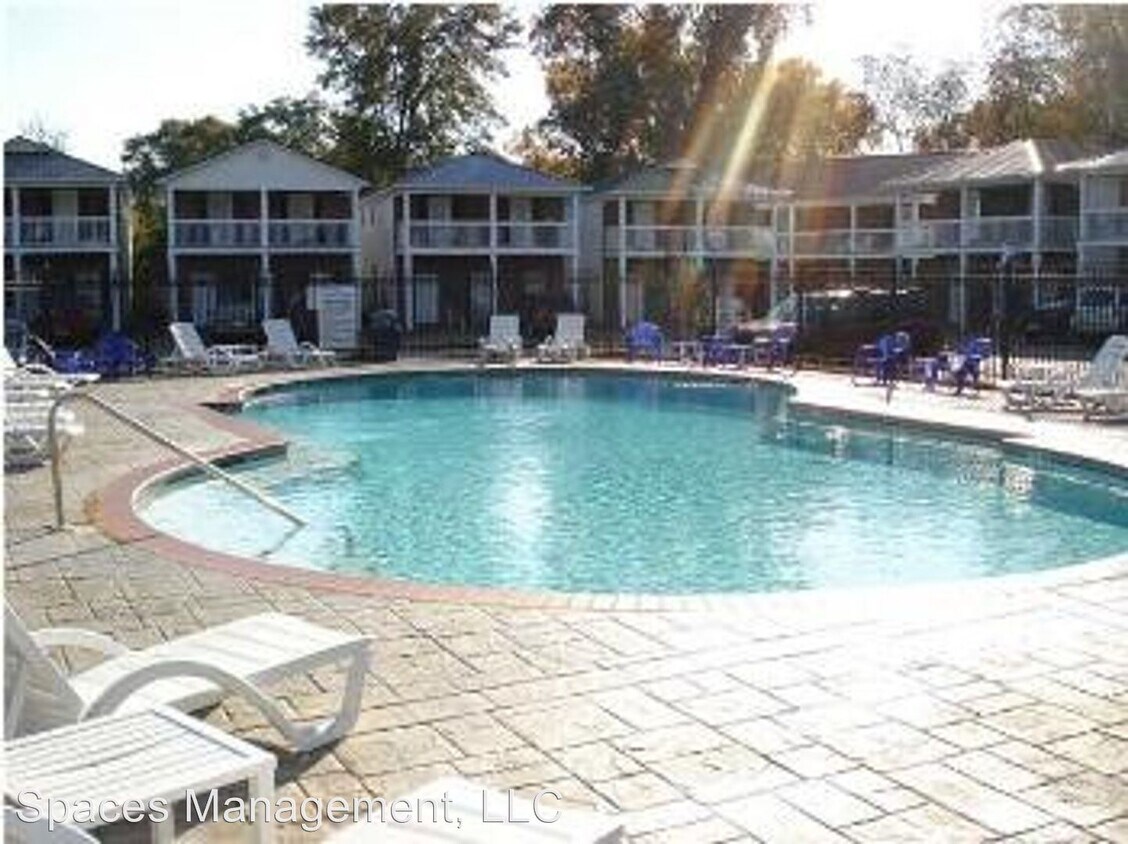Foto principal - 415 Hargrove Rd E