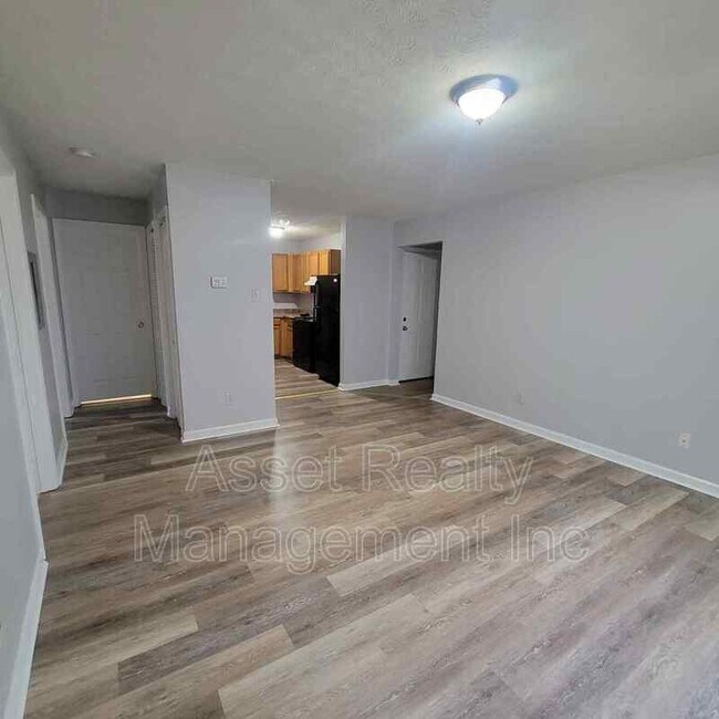 Foto del edificio - 525 Evelyn Ave