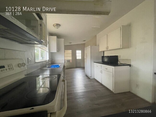 Foto del edificio - 10128 Marlin Dr