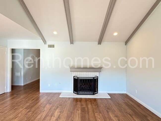 Building Photo - 14866 Del Diablo Ln