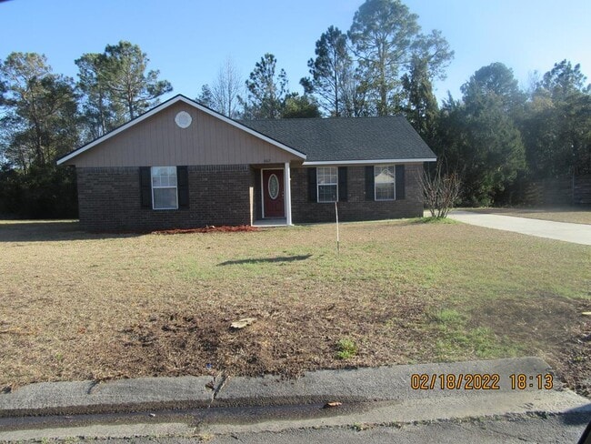 Building Photo - 862 Lyndsi Ln