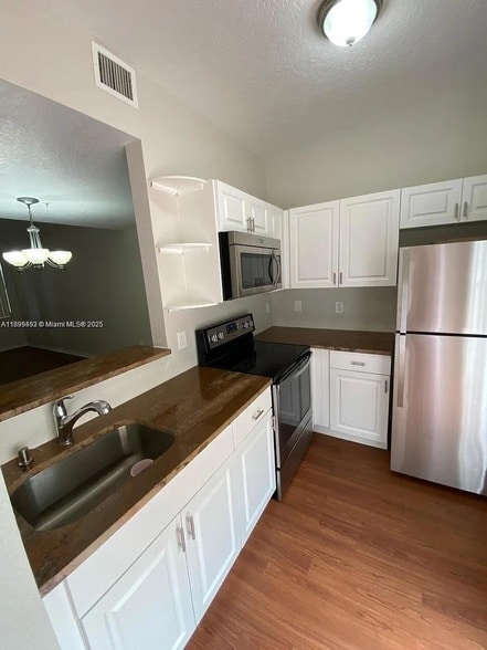 Photo - 77 E 4th St Apartment