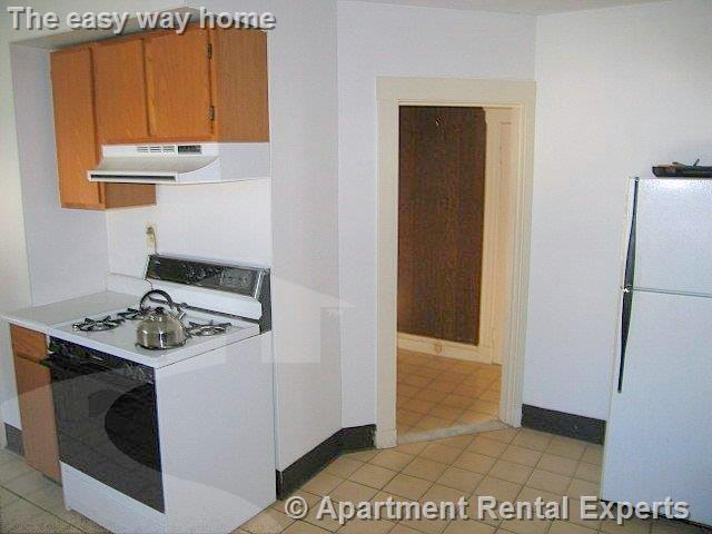 Foto del edificio - 79 Clarendon Ave