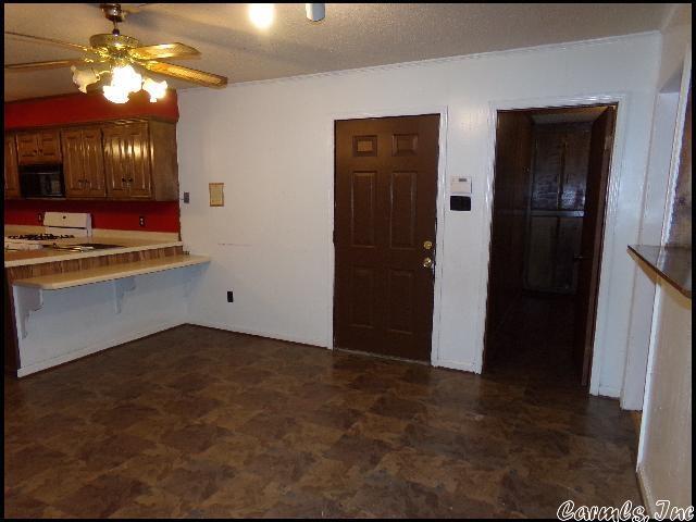 Building Photo - 12601 County Line Rd