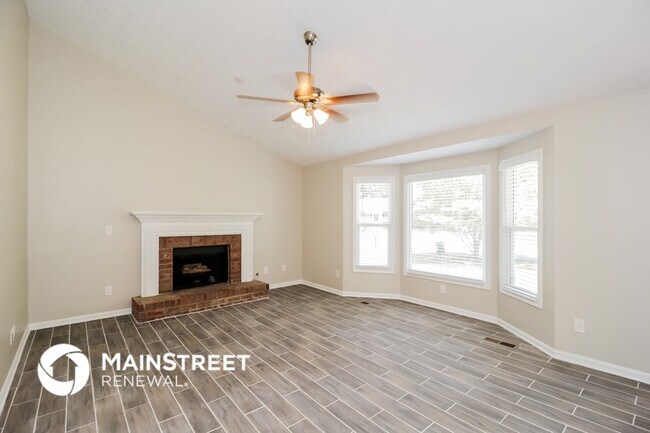 Building Photo - 227 Mill Pointe Dr