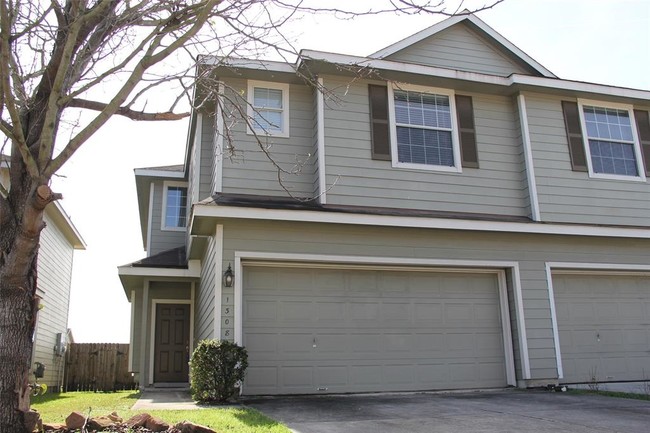 Building Photo - 13084 Peppergate Ln