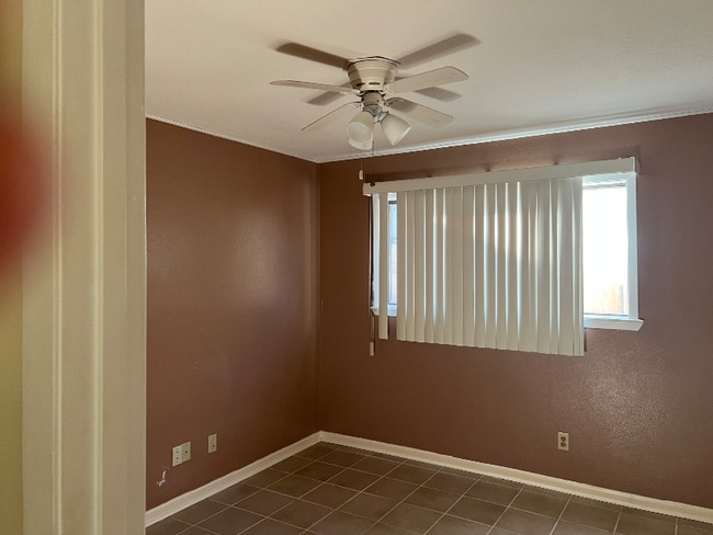 Foto del edificio - 302 Navajo Dr