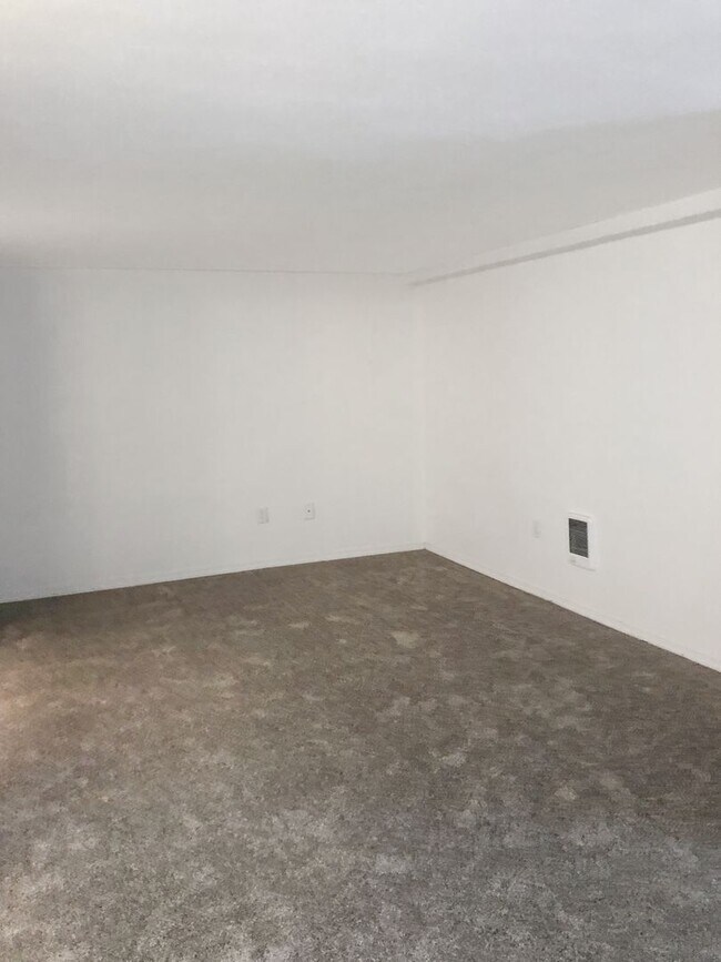 Foto del edificio - Nicely Updated 3/1 Tacoma Duplex