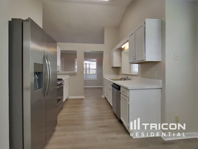 Foto del edificio - 3436 Lochness Ln