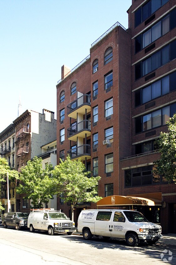 Primary Photo - 155 E 30th St