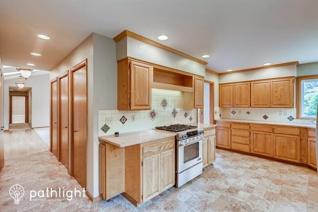 Foto del edificio - 14809 145th Av Court East, Orting, WA, 98360