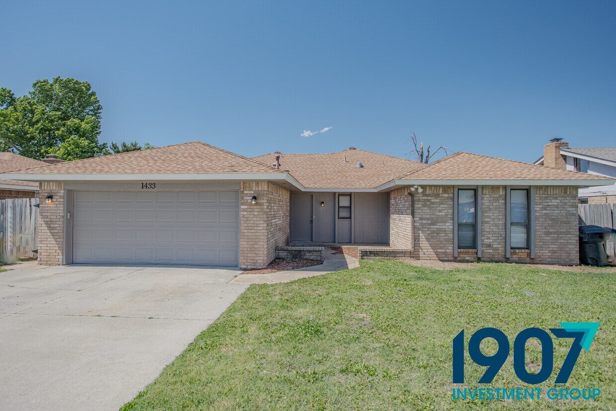 Foto principal - 1433 SW 93rd St