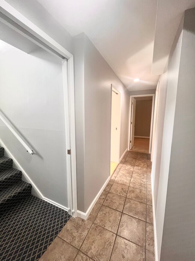 Foto del edificio - 5003 240th Pl SW