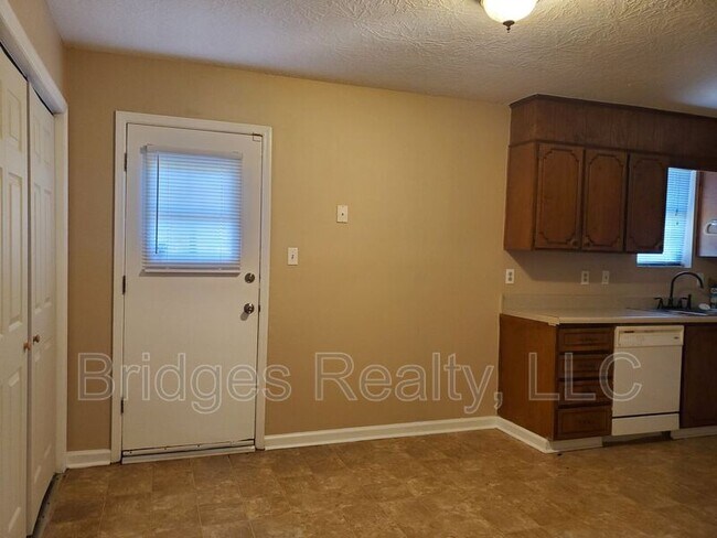 Building Photo - 3861 Boulder Creek Rd