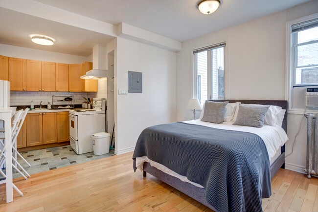 Photo du bâtiment - 925 Rue Cherrier