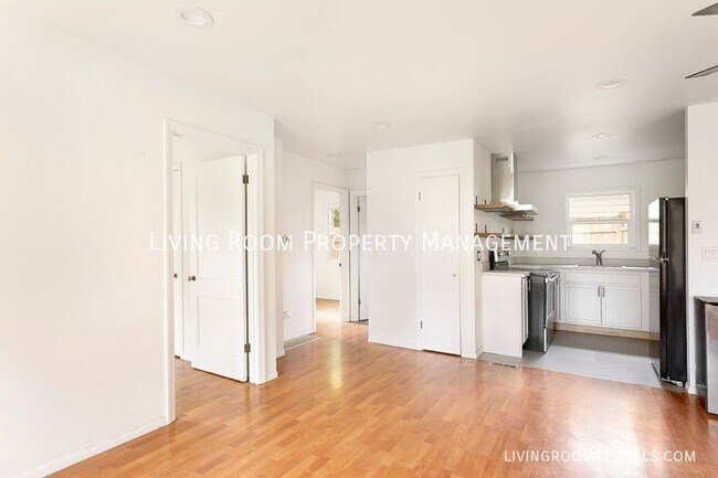Foto del edificio - 4642 NE Emerson St