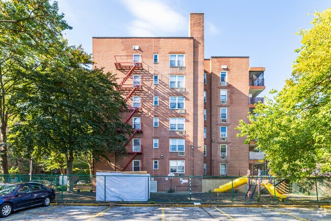 Building Photo - 150-15  79th ave