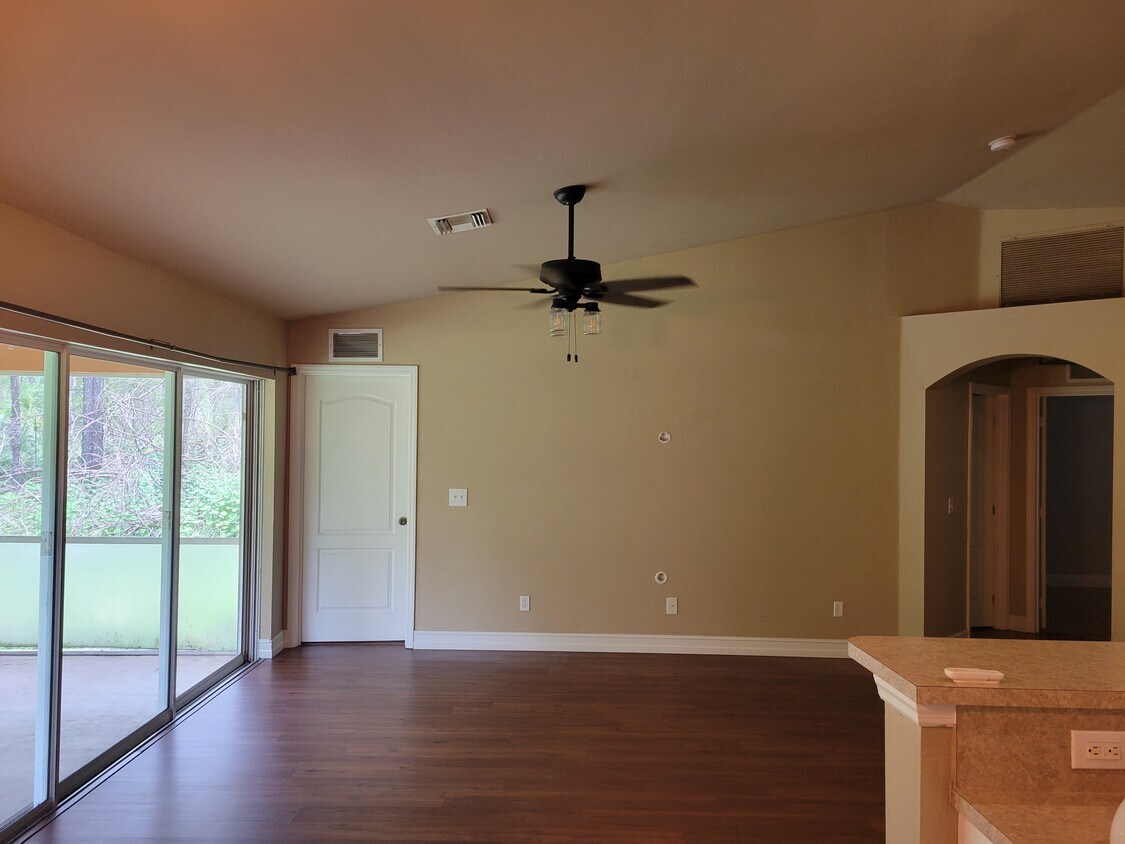 Foto del edificio - 3701 Irma Ave N