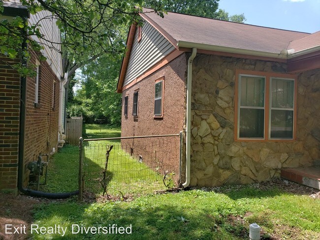 Building Photo - 2 br, 1 bath House - 2305 Cisco St