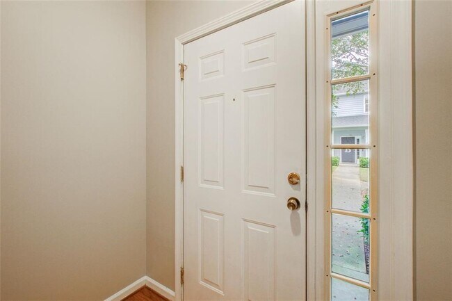 Foto del edificio - 1210 Vinings Forest Ct SE