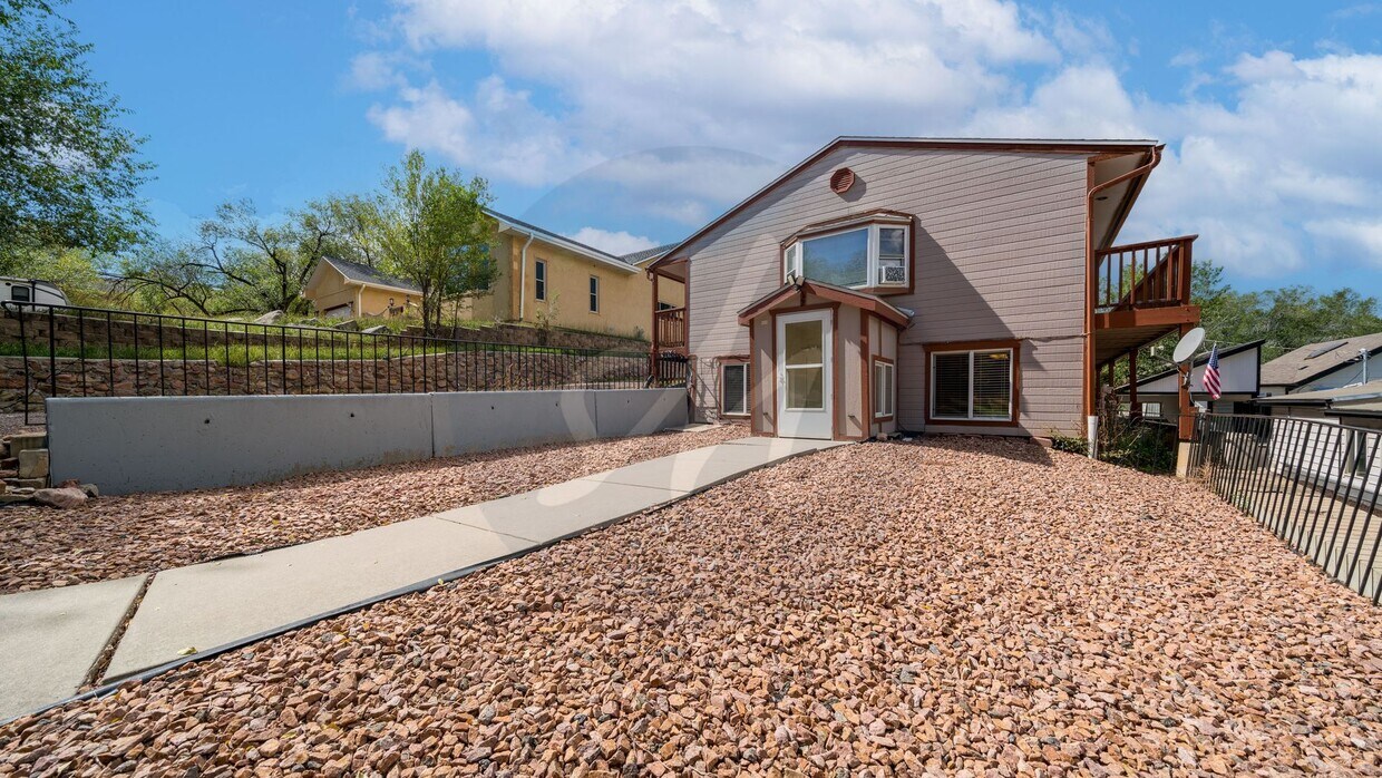 Foto principal - 506 S 11th St